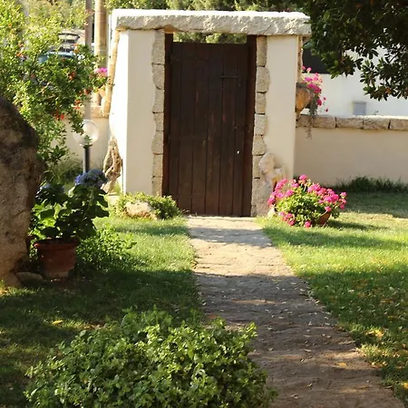 Bed & Breakfast I Mari