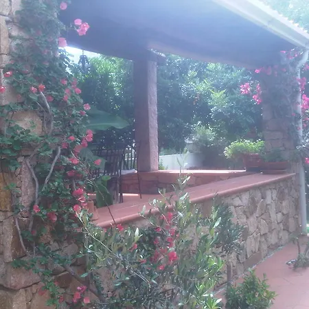 Bed & Breakfast I Mari Torpe