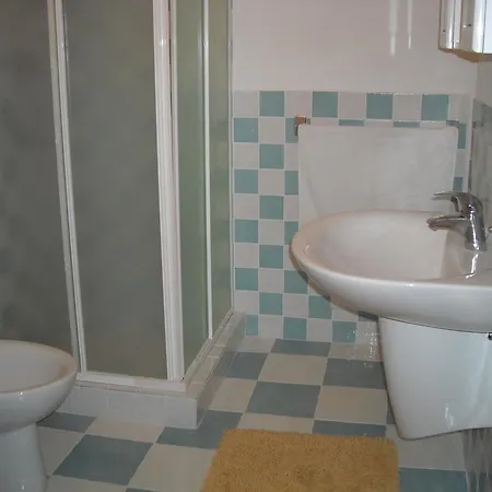 Bed & Breakfast I Mari Torpe